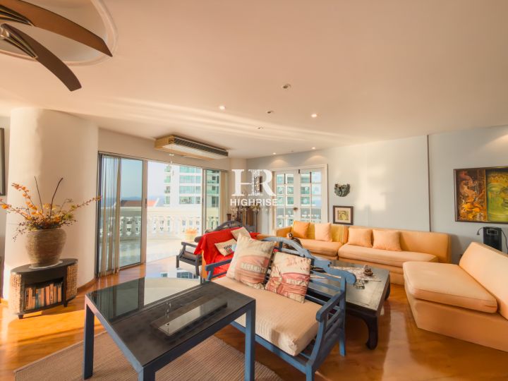Квартира с 2-мя спальнями 174м2 в Park Beach Condo