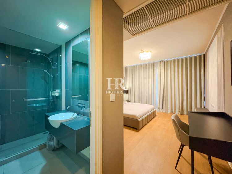 2 bedroom 98m2 in Zire Wongamat