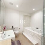 Квартира с 4-мя спальнями 360м2 в Northpoint Condo