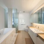 Квартира с 4-мя спальнями 360м2 в Northpoint Condo
