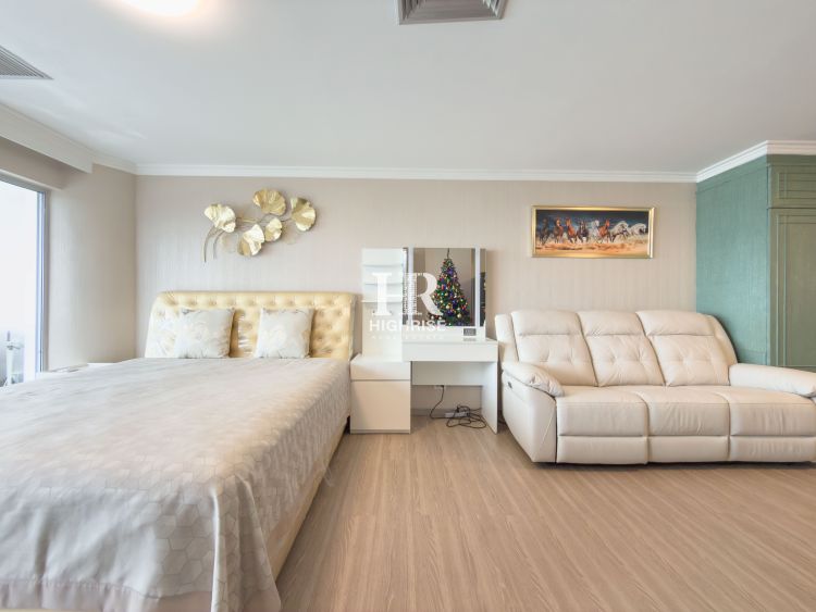 Студия 55м2 в Park Beach Condo