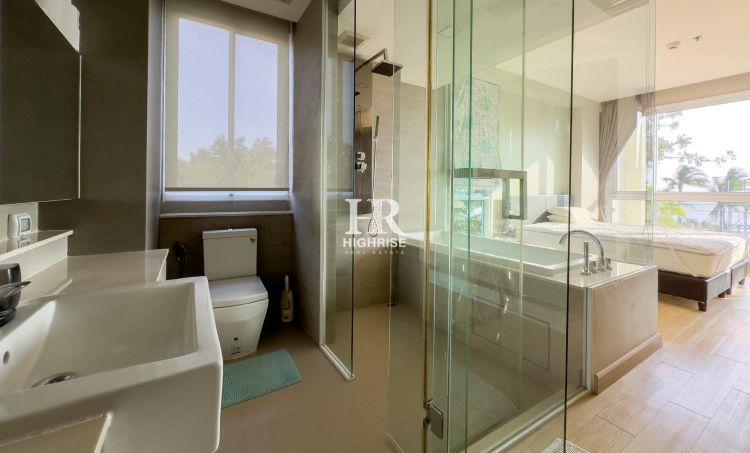 Two bedroom apartment 100m2 in Cetus Beachfront