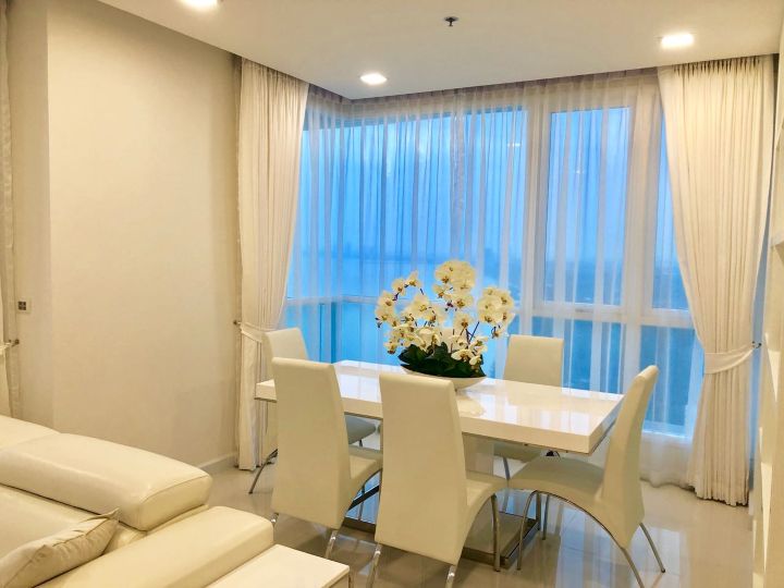 Three bedroom apartment 190m2 in Del Mare Bang Saray Beachfront