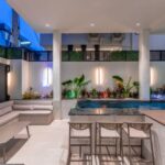 Five bedroom villa 329м2 in Pattaya