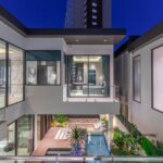 Five bedroom villa 329м2 in Pattaya