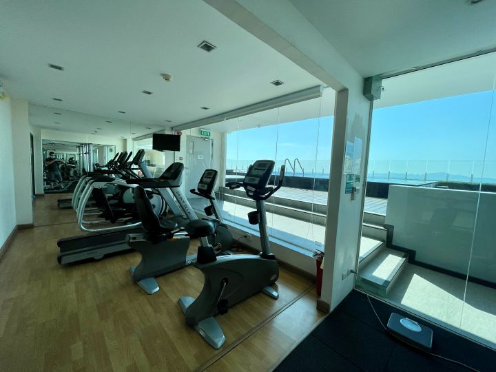 Тhree bedroom apartment 180m2 in The Elegance