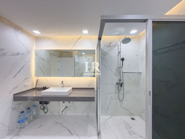 Квартира с 2-мя спальнями 90м2 в Wongamat Privacy