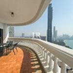 Квартира с 3-мя спальнями 175м2 в Park Beach Condo