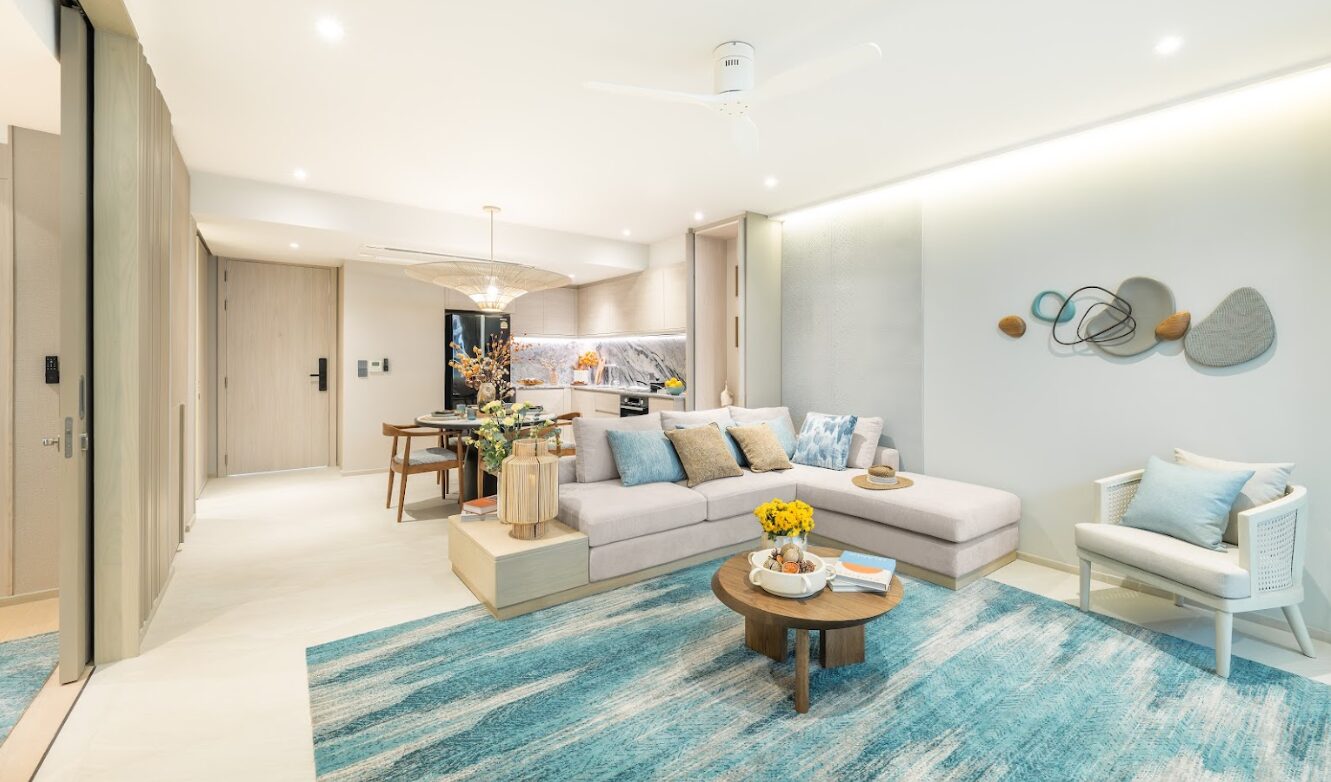 Laguna Beach Residences Bayside