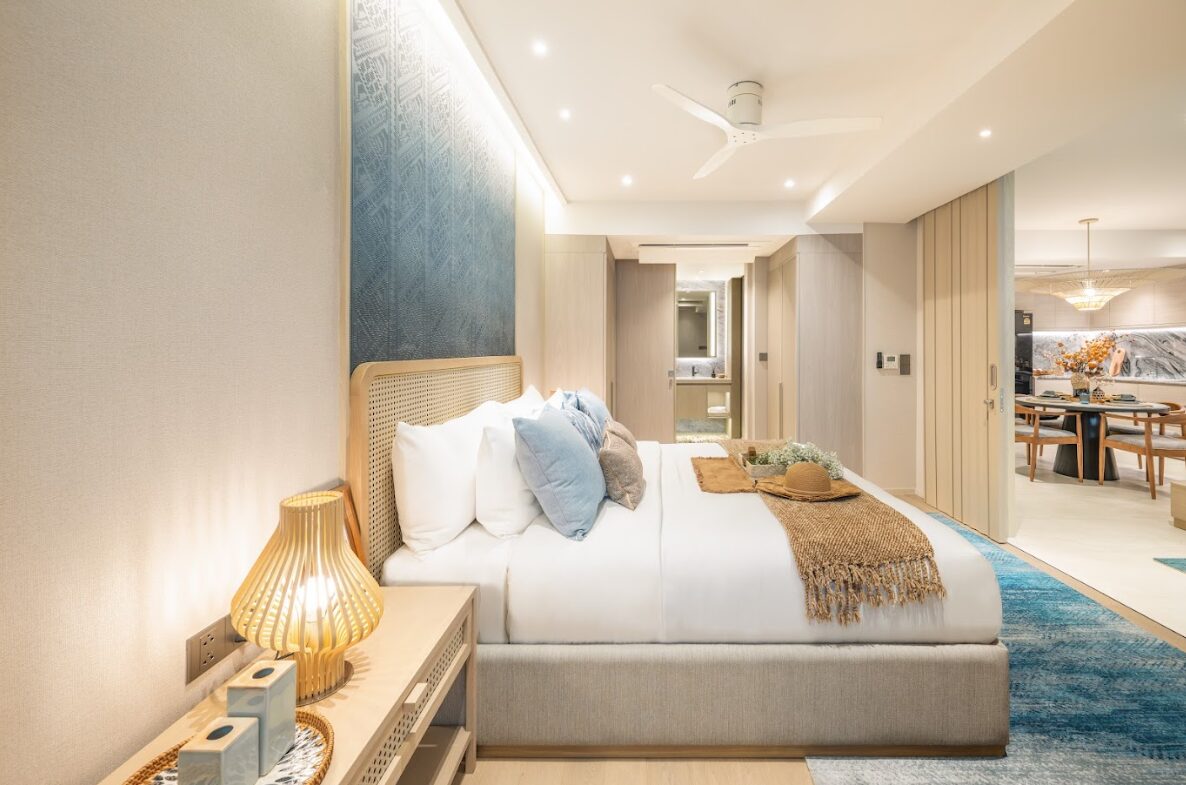 Laguna Beach Residences Bayside