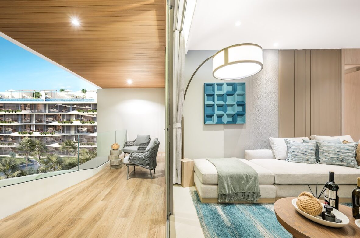 Laguna Beach Residences Bayside