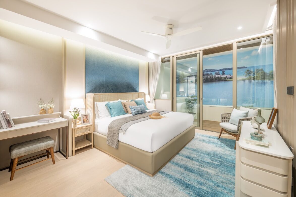 Laguna Beach Residences Bayside