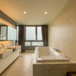 Квартира с 3-мя спальнями 178м2 в Northpoint Condo