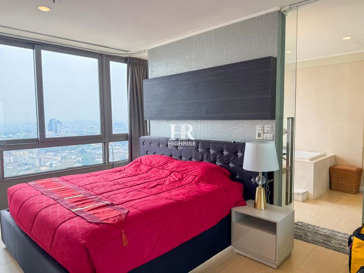 Three bedroom apartment 178м2 in Northpoint Condo
