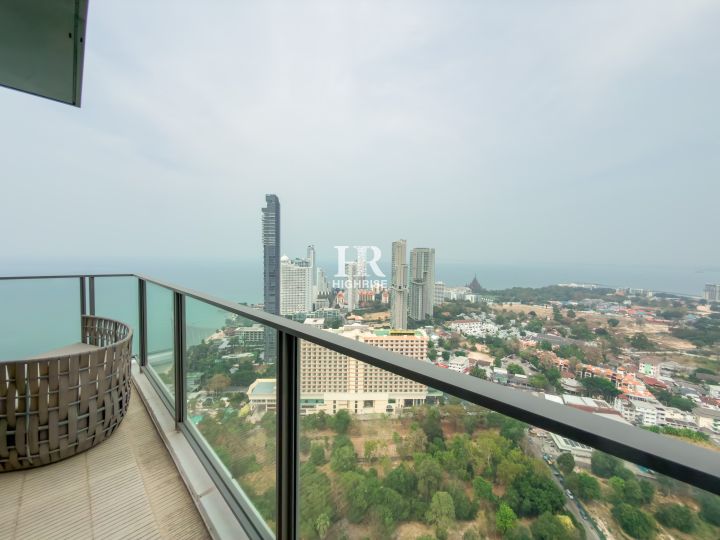 Three bedroom apartment 178м2 in Northpoint Condo