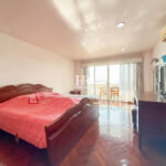 3 bedroom apartment 174m2 in Park Beach Condo