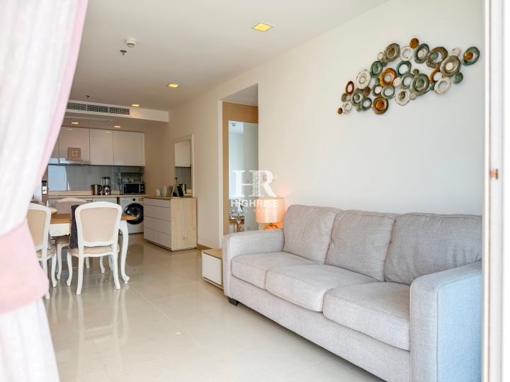 Квартира с 2-мя спальнями 72м2 в The Palm Wongamat