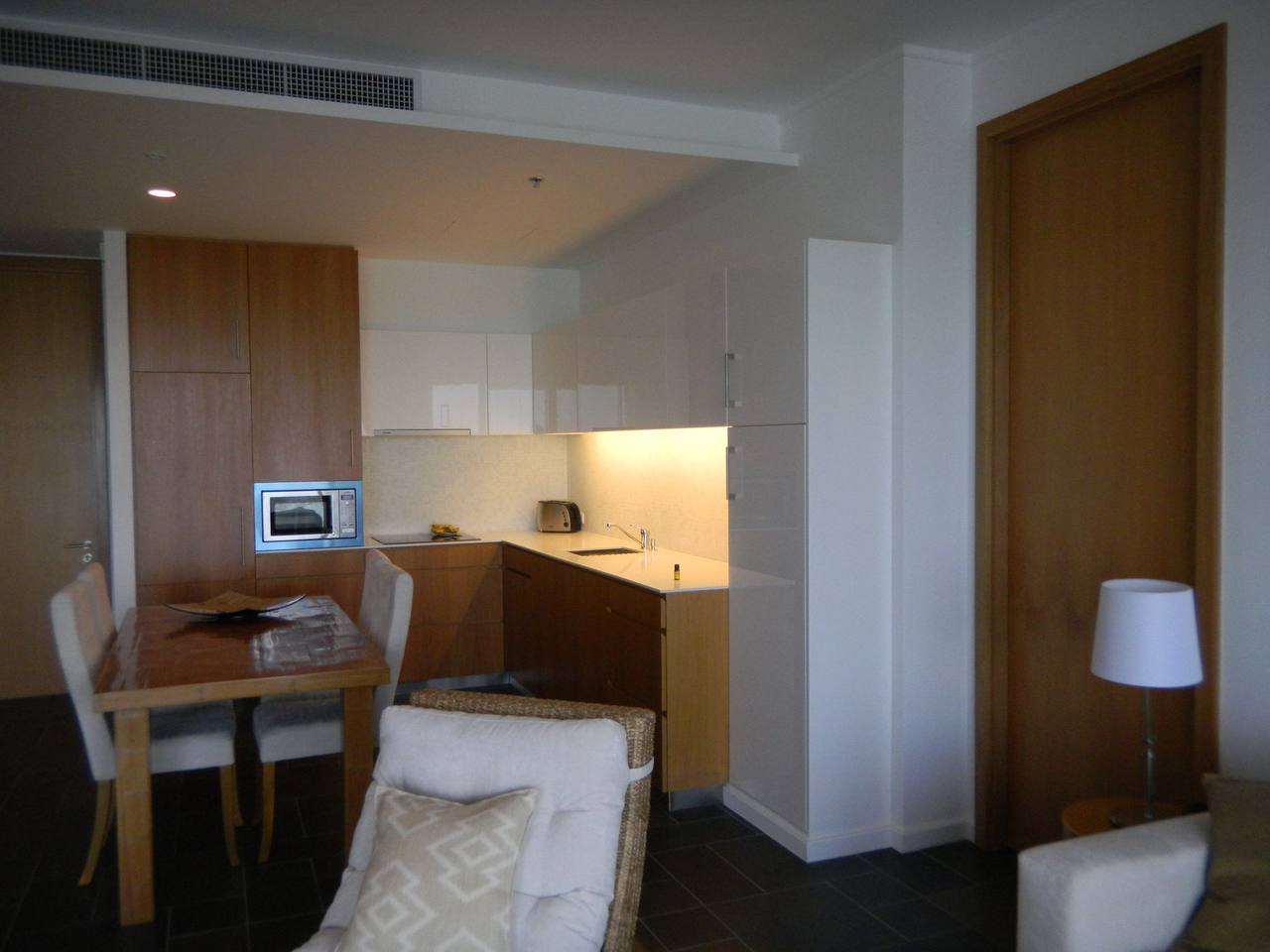 Two bedroom apartment 100м2 in Northpoint Condo