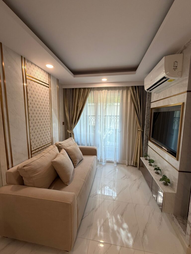 1 bedroom 35m2 in Dusit Grand Park 2