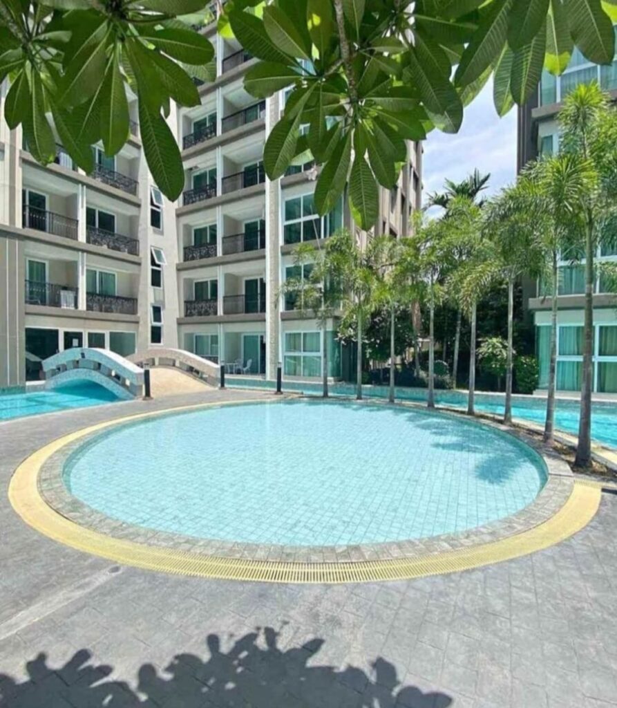 1 bedroom 35m2 in Dusit Grand Park 2