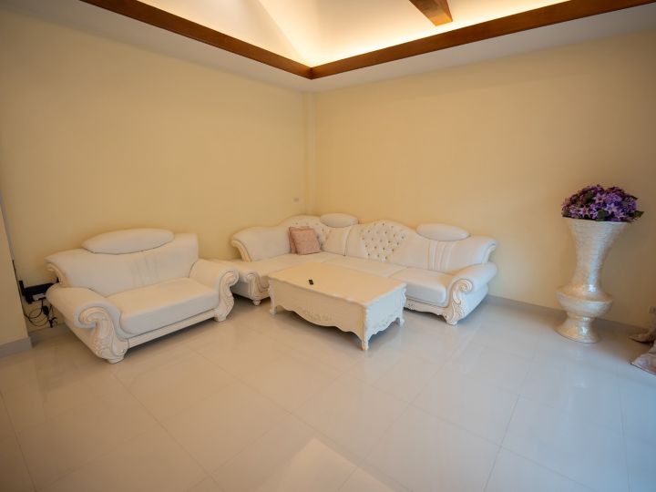 Дом с 3-мя спальнями 636м2 в Baan Dusit Lake