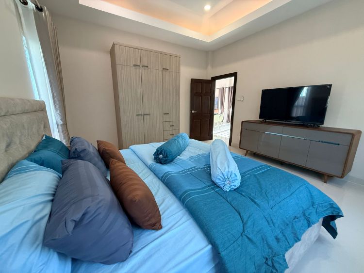 Дом с 2-мя спальнями 256м2 в Baan Dusit Garden