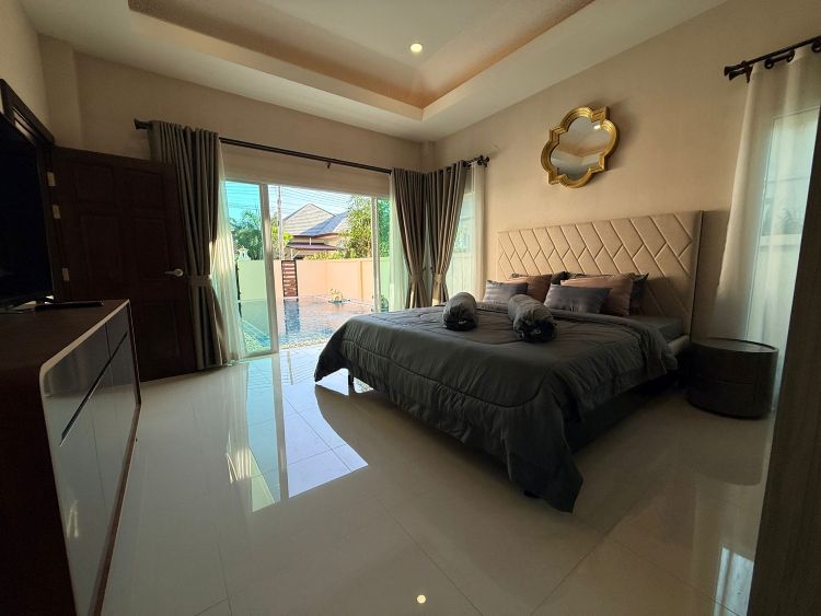 Дом с 2-мя спальнями 256м2 в Baan Dusit Garden
