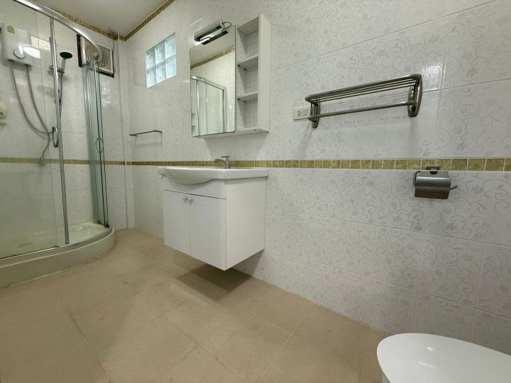 4 bedroom house 320m2 in Baan Dusit Pattaya