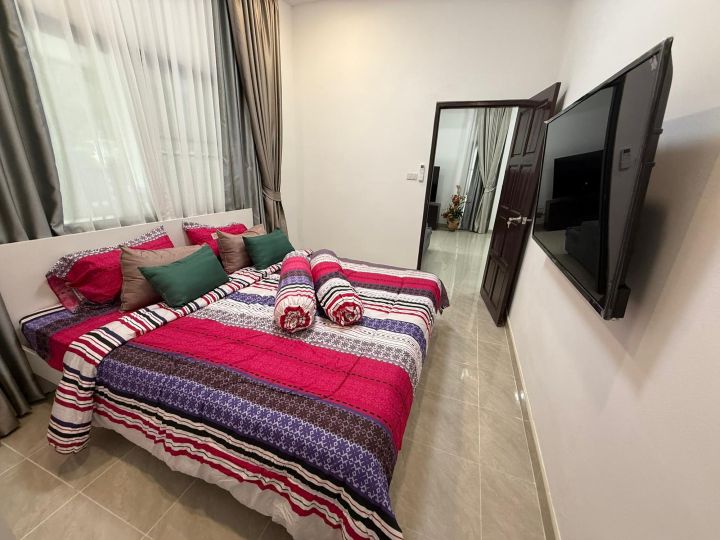 3 bedroom house 308m2 in Baan Dusit Park