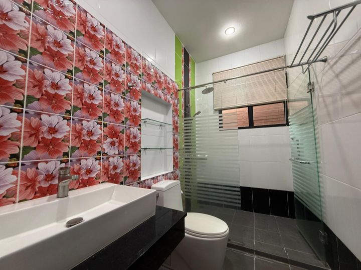3 bedroom house 308m2 in Baan Dusit Park