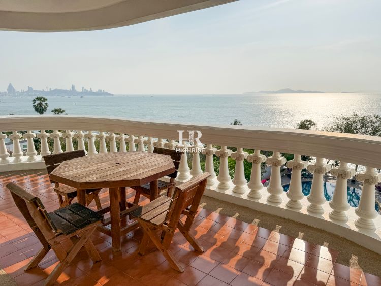 2 bedroom apartment 164m2 in Park Beach Condo