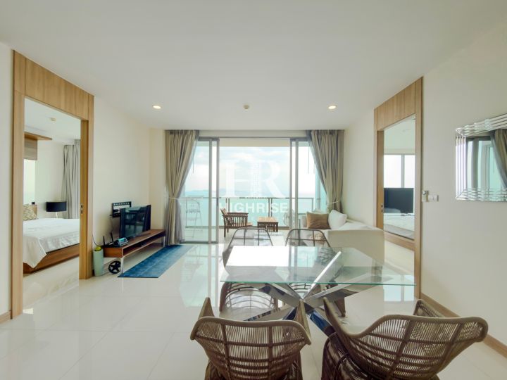 Квартира с 2-мя спальнями 86м2 в The Riviera Wongamat