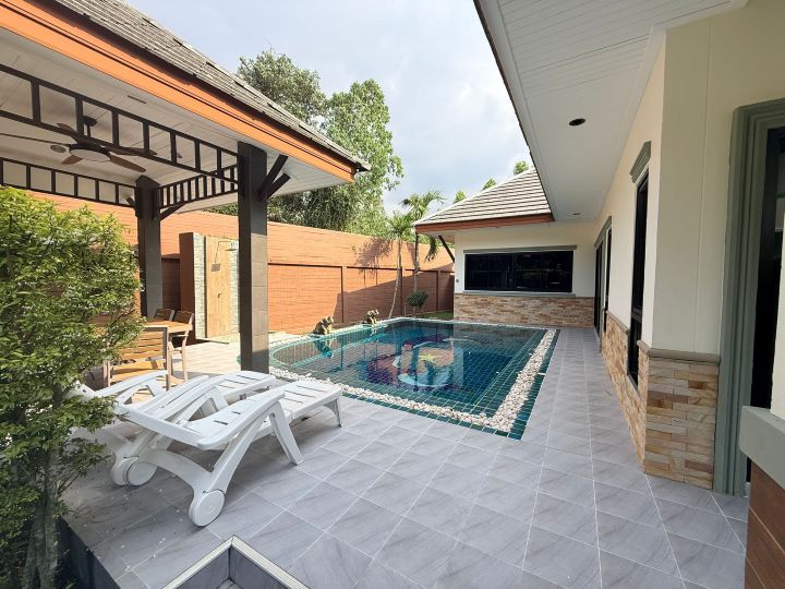 3 bedroom house 308m2 in Baan Dusit Park