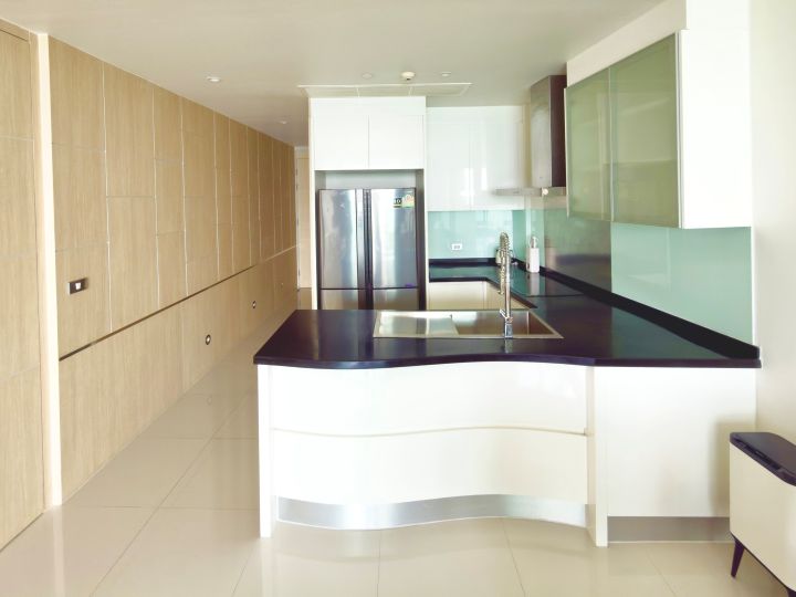 Квартира с 1-й спальней 80м2 в Movenpick White Sand Beach