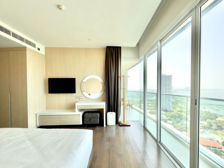 Квартира с 1-й спальней 80м2 в Movenpick White Sand Beach