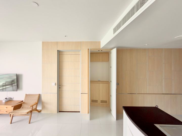 Квартира с 1-й спальней 80м2 в Movenpick White Sand Beach