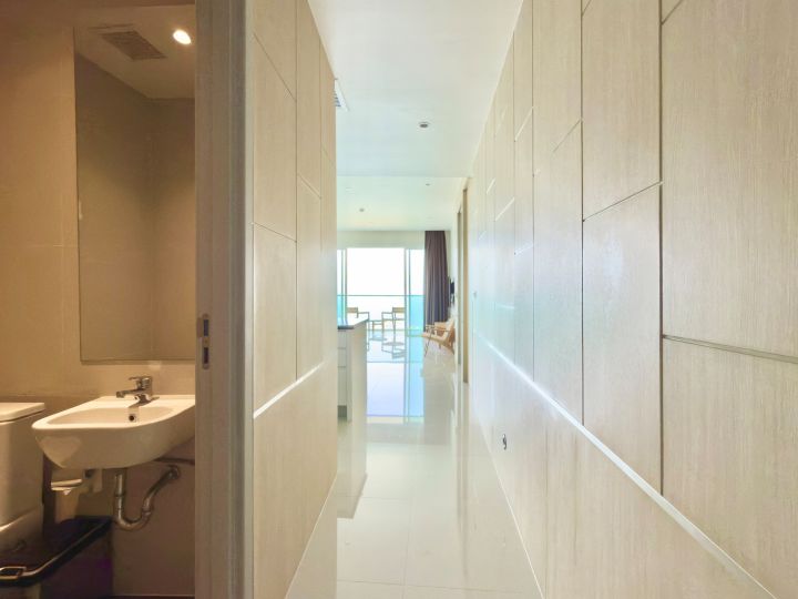 Квартира с 1-й спальней 80м2 в Movenpick White Sand Beach