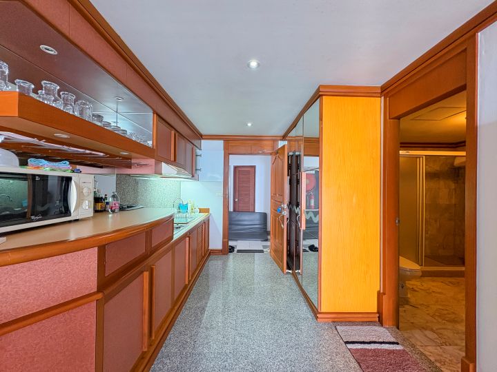 2 bedroom 78.25m2 in Kritsada Golden Condotel