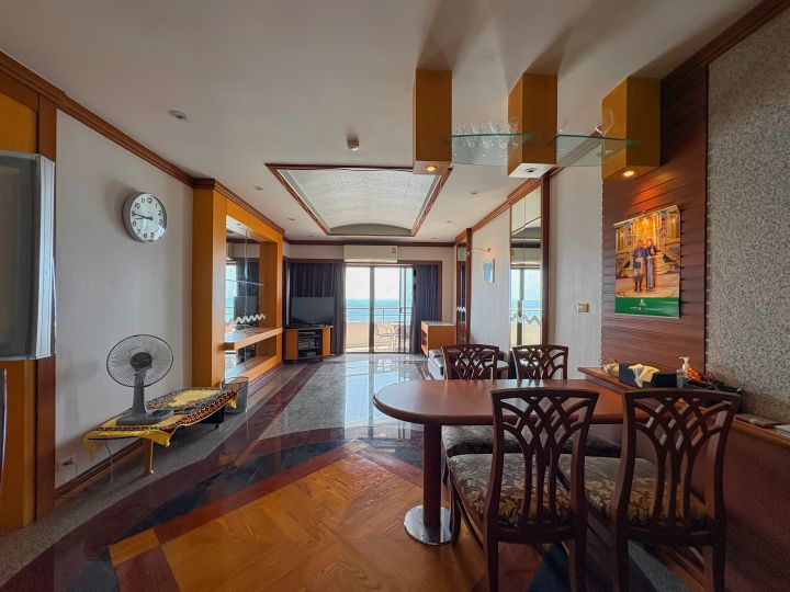 2 bedroom 78.25m2 in Kritsada Golden Condotel