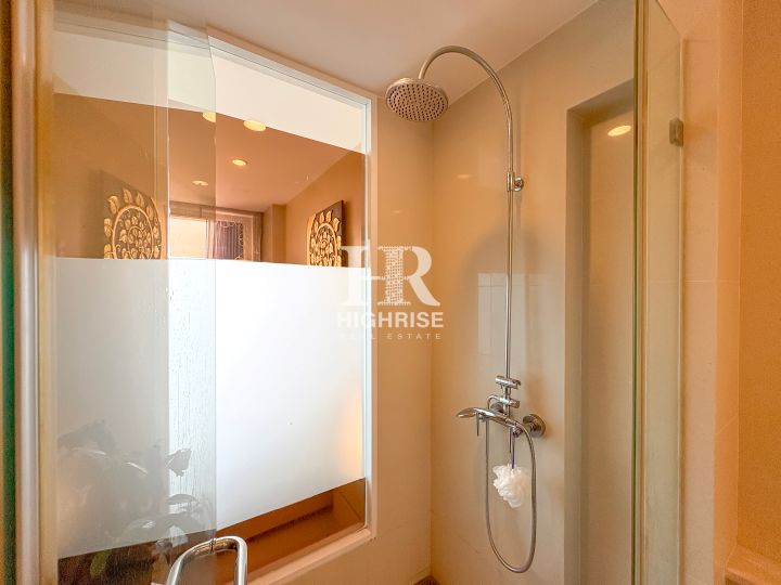 Studio 27m2 in The Riviera Wongamat