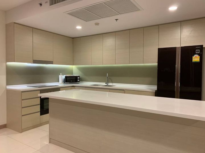 Квартира с 3-мя спальнями 131м2 в The Riviera Wongamat