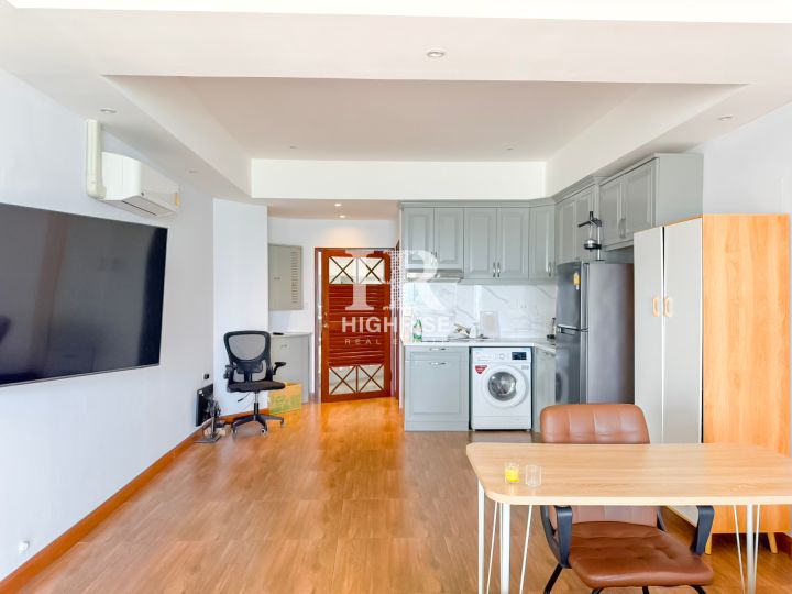 Studio 55m2 in Park Beach Condo