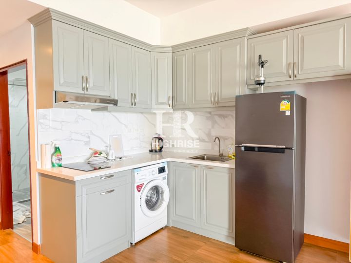 Studio 55m2 in Park Beach Condo