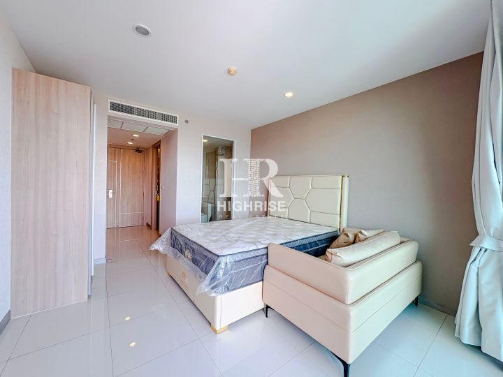 Studio 31.61m2 in The Riviera Wongamat