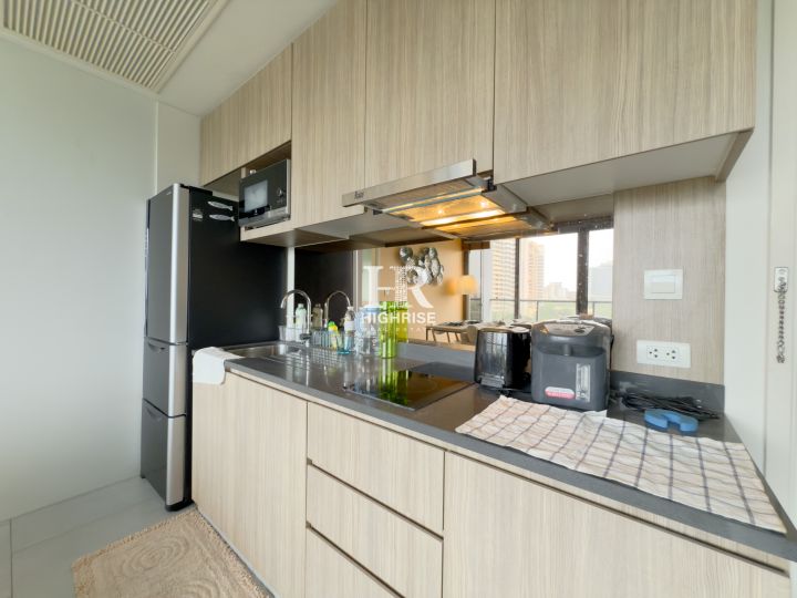 1 bedroom apartment 49m2 in Zire Wongamat