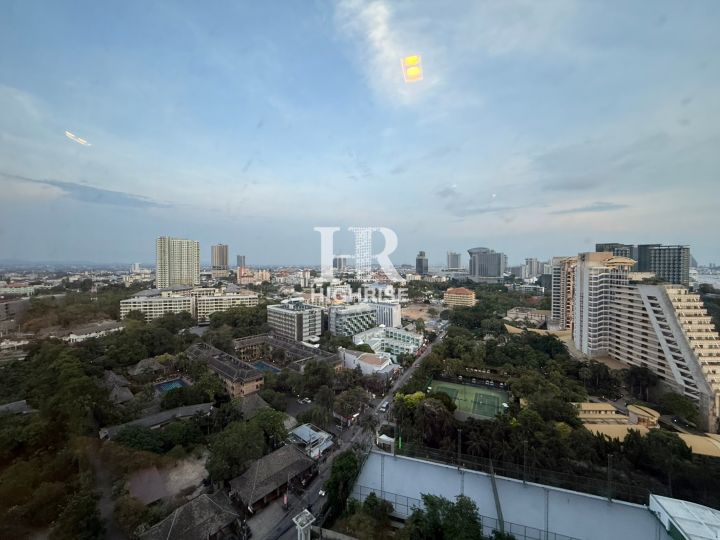 1 bedroom apartment 49m2 in Zire Wongamat