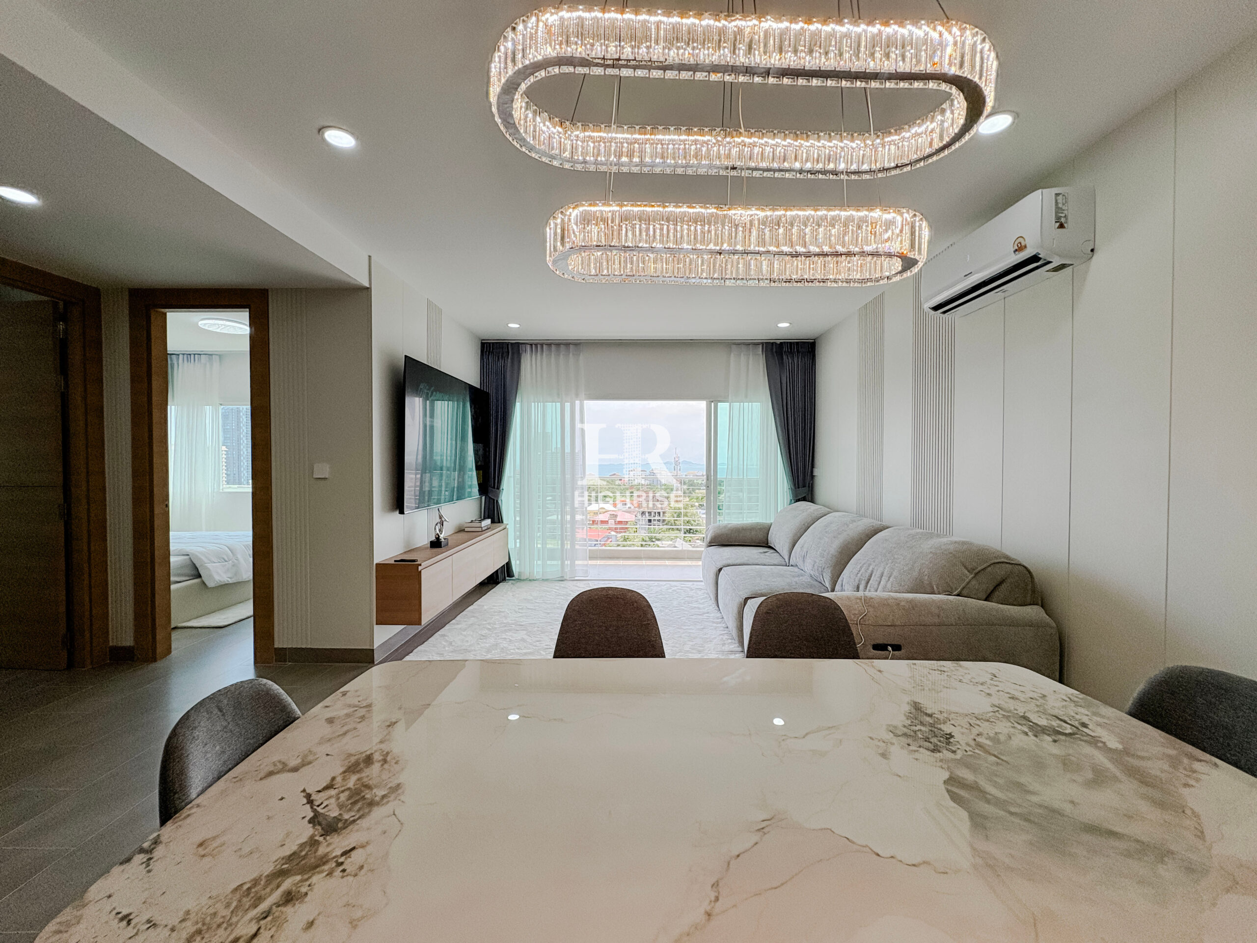 2 bedroom 72m2 in AD Hyatt Condominium