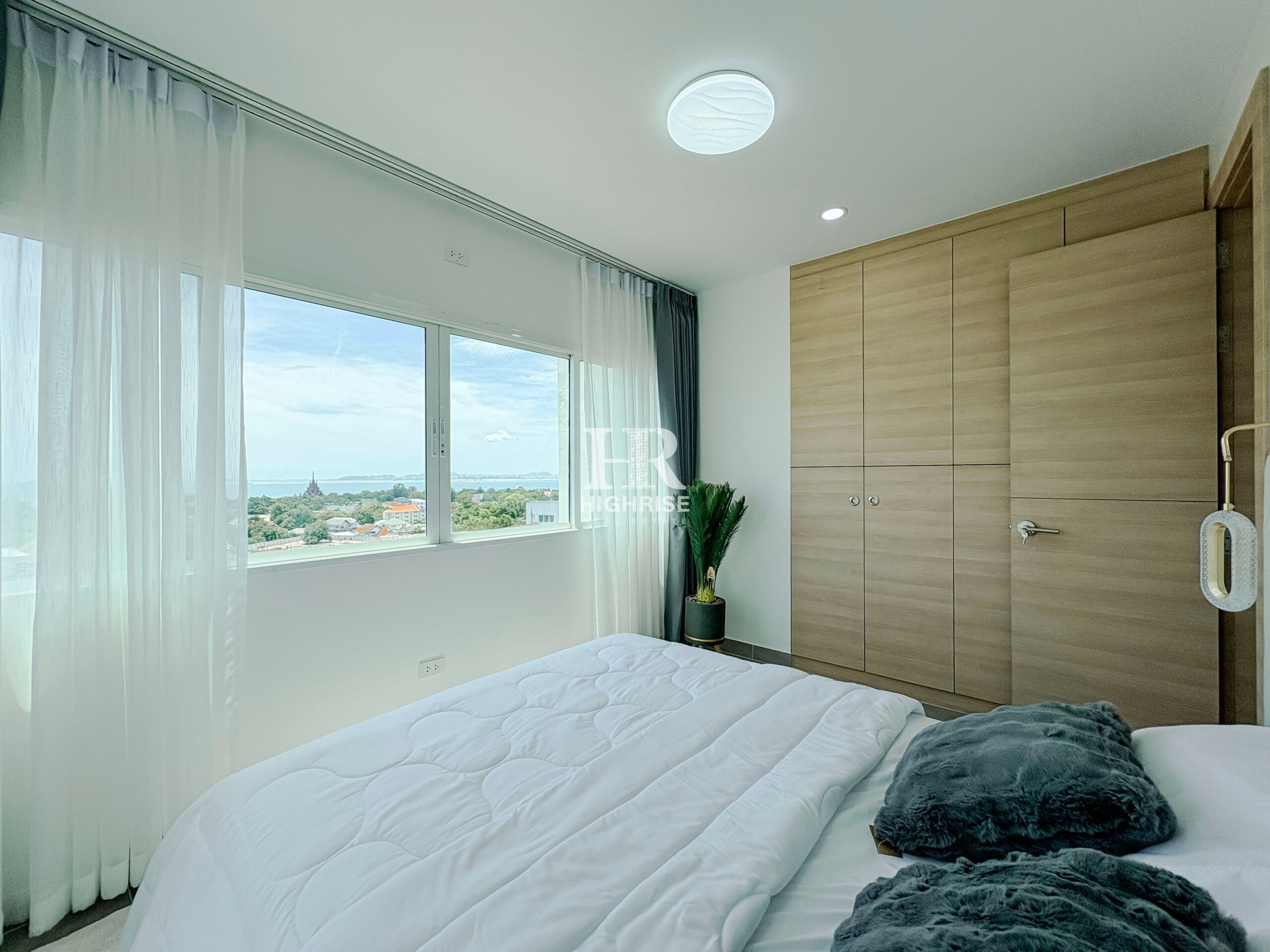 2 bedroom 72m2 in AD Hyatt Condominium