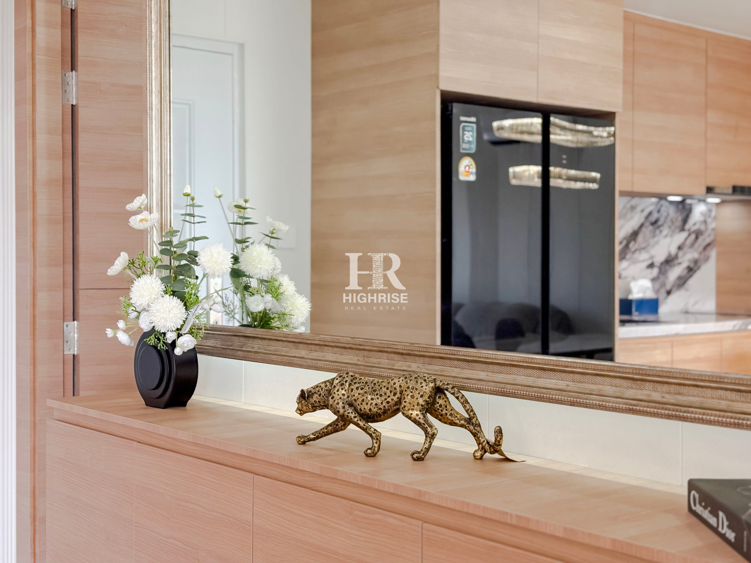 2 bedroom 72m2 in AD Hyatt Condominium