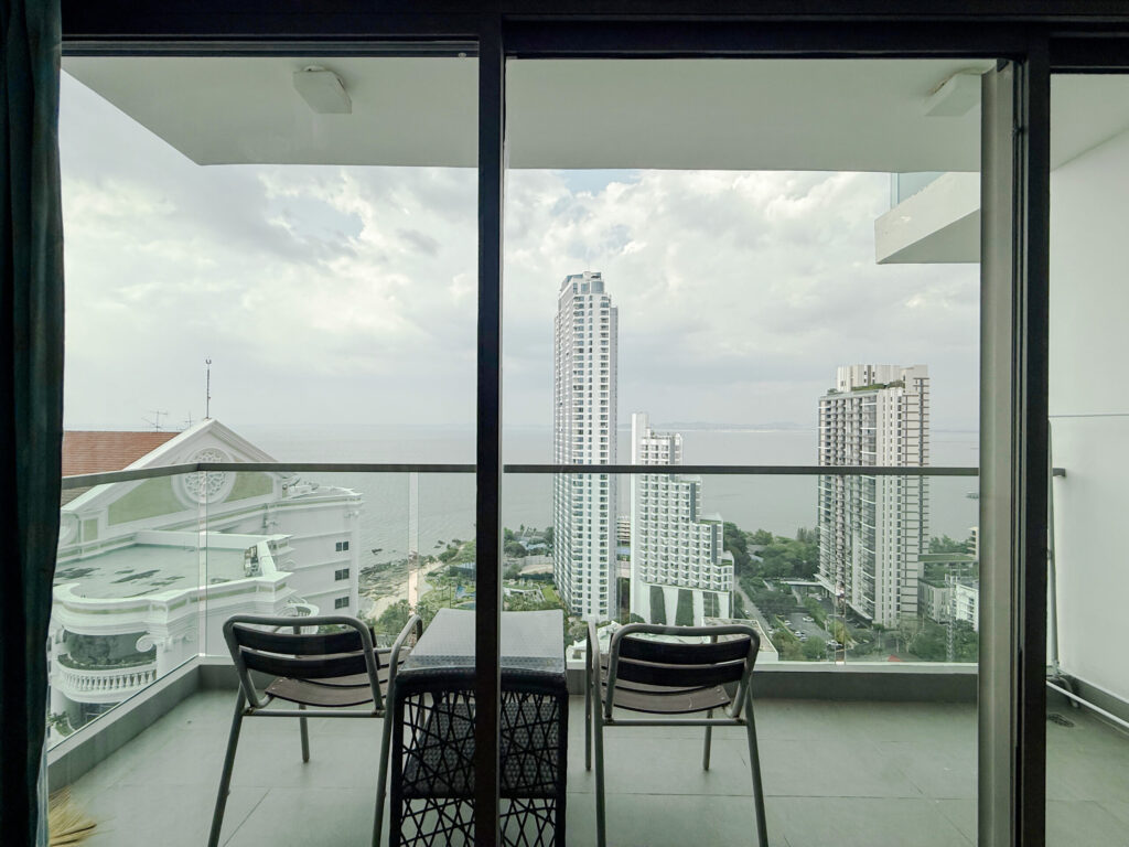 Студия 43м2 в Wongamat Tower Condo